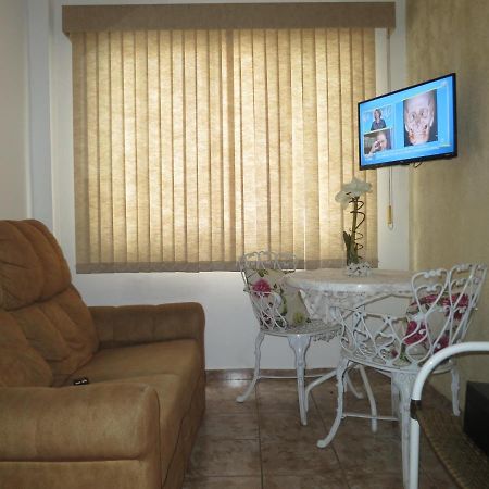 Apto Canto Do Forte - Praia Grande - Local Privilegiado - 100 Metros Da Praia - Internet Inclusa Esterno foto